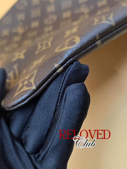 Louis Vuitton Etui Voyage MM Monogram
